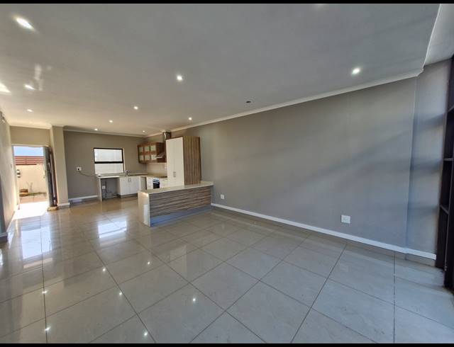 2 BEDROOM APARTMENT BLOCK TO LET IN MUSGRAVE